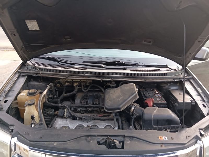 Thumbnail 8 of 2010 FORD Edge